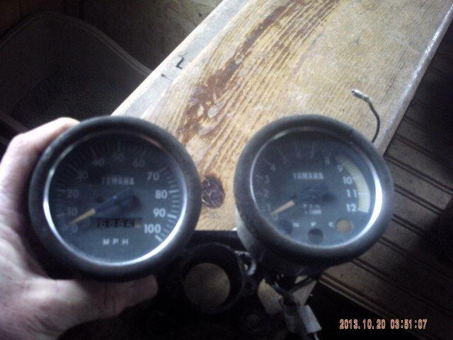 1971 yamaha rd 200 electric vintage tachometer / speedometer gauge cluster