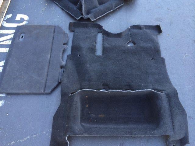 2007-2010 jeep wrangler unlimited factory carpet kit black used