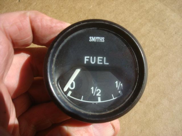 Vintage oem smiths fuel gauge triumph tr6 tr4 spitfire healey mg british jaguar