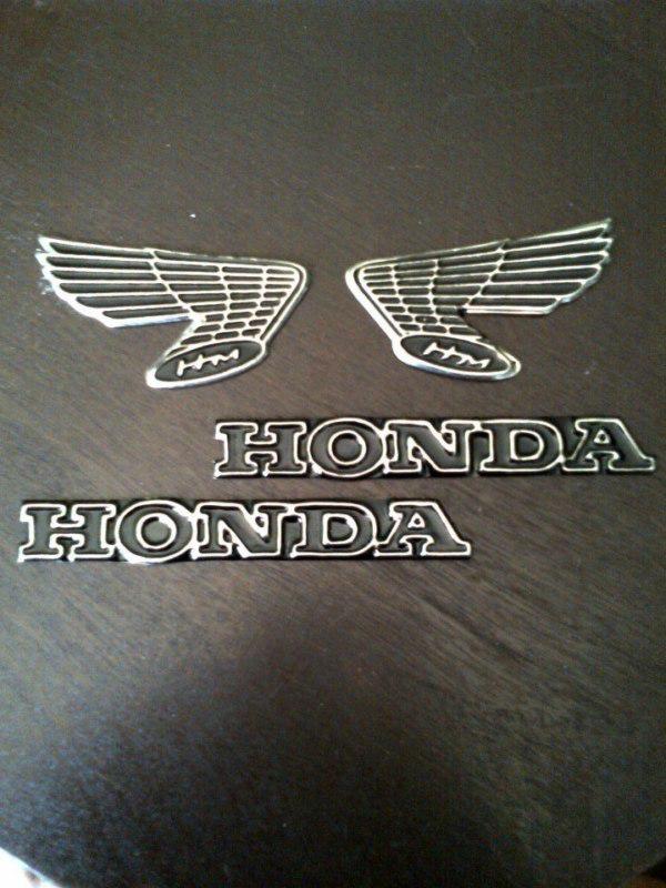 Tank badges emblem honda cb100 c200 cb350  cb200 cb125 emblems new badges