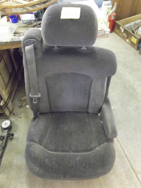 99 00 01 02 silverado - sierra 1500 2500 3500 passenger seat