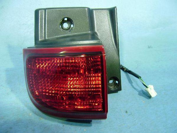 Nissan elgrand 2002 rear left combination lamp [4315600]