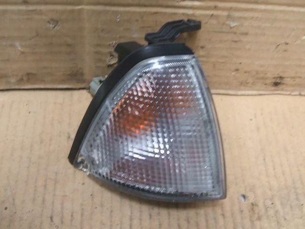 Nissan avenir 1996 right clearance lamp [0011000]