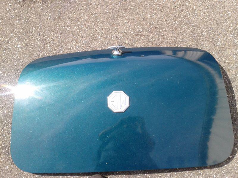 Mg trunk lid nice