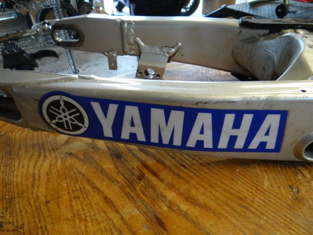 00 yamaha yz426f_yz426_f_yz400_98-99-01-02_swingarm_swing arm+pivot bolt+slider