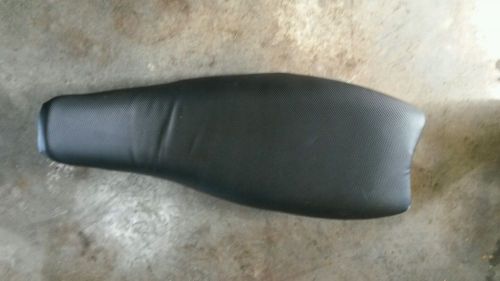 05 honda 450r seat assembly