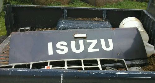 Isuzu pup, diesel, tailgate, 82-87