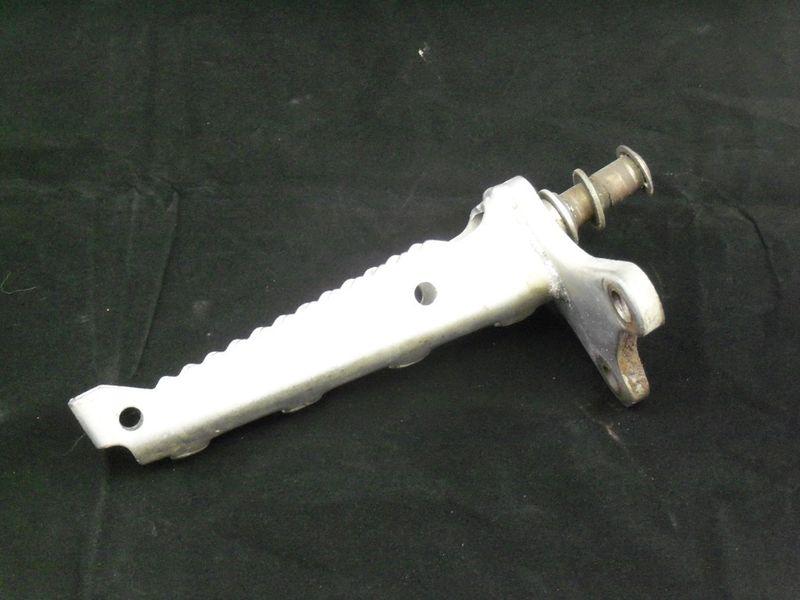 Yamaha warrior left foot peg