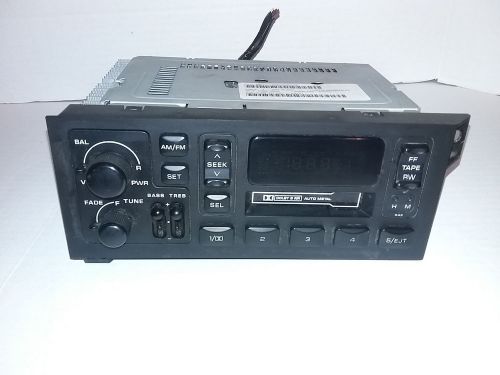 1984 - 2002 dodge chrysler jeep oem am/fm cassette tape car stereo - p56038933ab