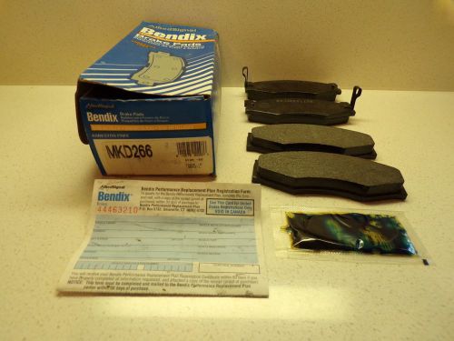 New in box bendix semi metallic brake pads mkd266  fits nissan h