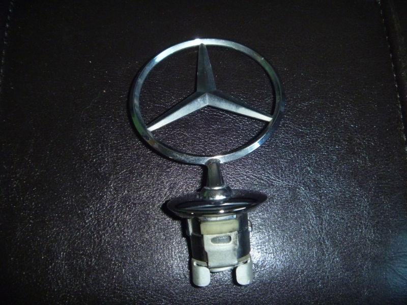 Mercedes-benz hood ornament w204 w211 w212 w221 c300 c63 e63 s63 s400  genuine 