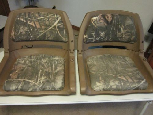 Camo boat seats