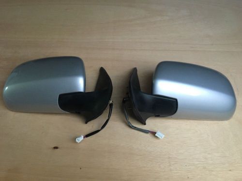 2005-2010 tacoma side mirror set lh, rh silver. powered non-heated