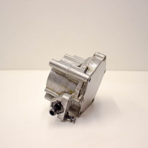 Audi a5 8t3 vacuum pump 06j145100c 2.00 petrol 155kw 2011 21897367-