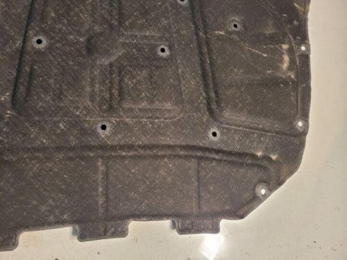 Bmw 5 f10 cushions of the bonnet 6989301 3.00 diesel 190kw 2015 25736038-