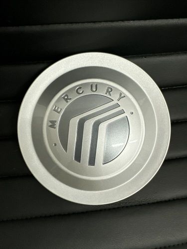 #m (1) 2003-11 mercury grand marquis  center silver cap replaces  6w33-1a096-ab