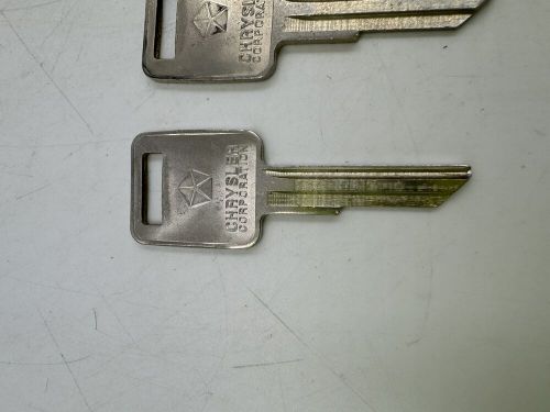 Lot of 5 vintage oem chrysler uncut blank keys square head