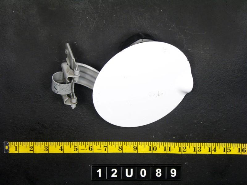 06 ram 2500 fuel filler door lid gas tank cover cap oem white 12u089