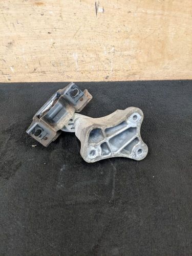 Ford ecosport mk2 jk8 n/s passenger side left front engine mount