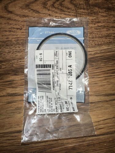 Ford 7t4z-7086-a seal, transfer case/transfer case input shaft seal