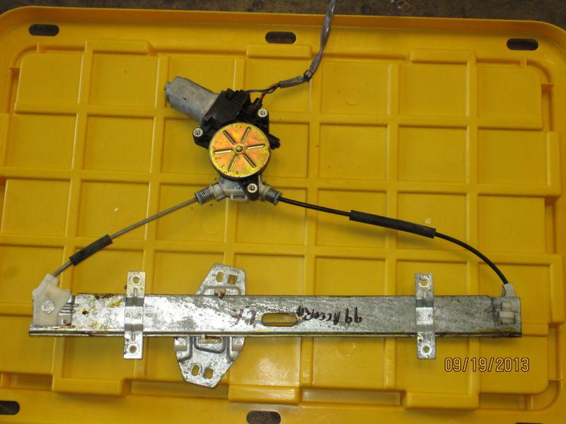 1998-00 01 02 honda accord left front driver side window regulator w/motor 4 dr