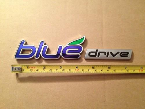 Used in great shape oem "blue drive" emblem for 2010-2012 hyundai sonata