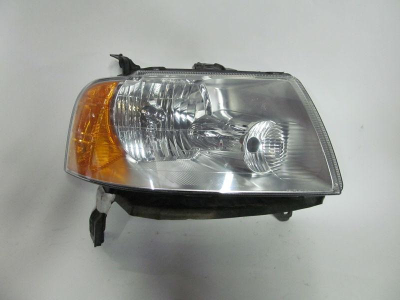 05 06 07 ford freestyle oem right headlight nice!