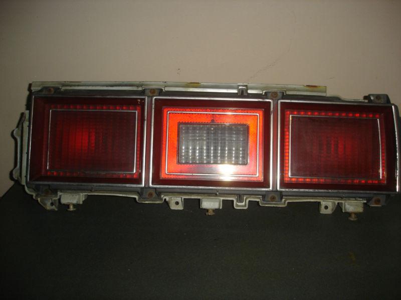 80 81 82 83 84 85 chevy impala passenger side tail light