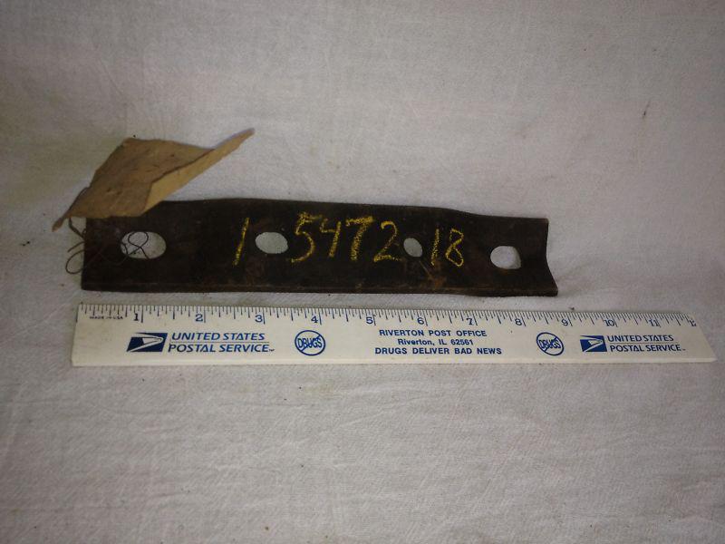 Studebaker bracket, 1547218, nos.  item:  3008