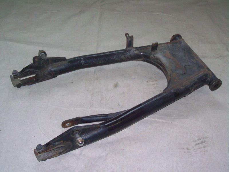 Suzuki gs550l 1982 rear swing arm assy.