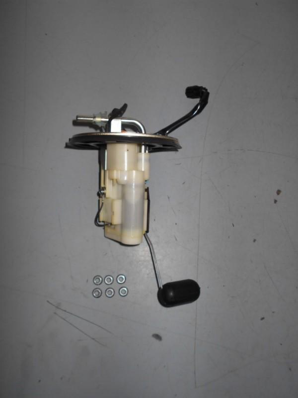 #1960 - 2013 13 honda cbr 500r  fuel pump  158 miles