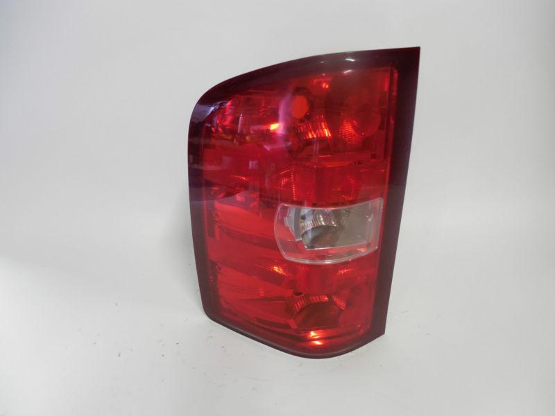 07 08 09 2010 2011 2012 chevrolet silverado oem left tail light nice!