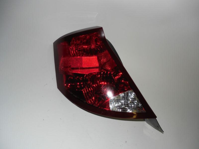 03 04 05 06 07 saturn ion oem left tail light nice!