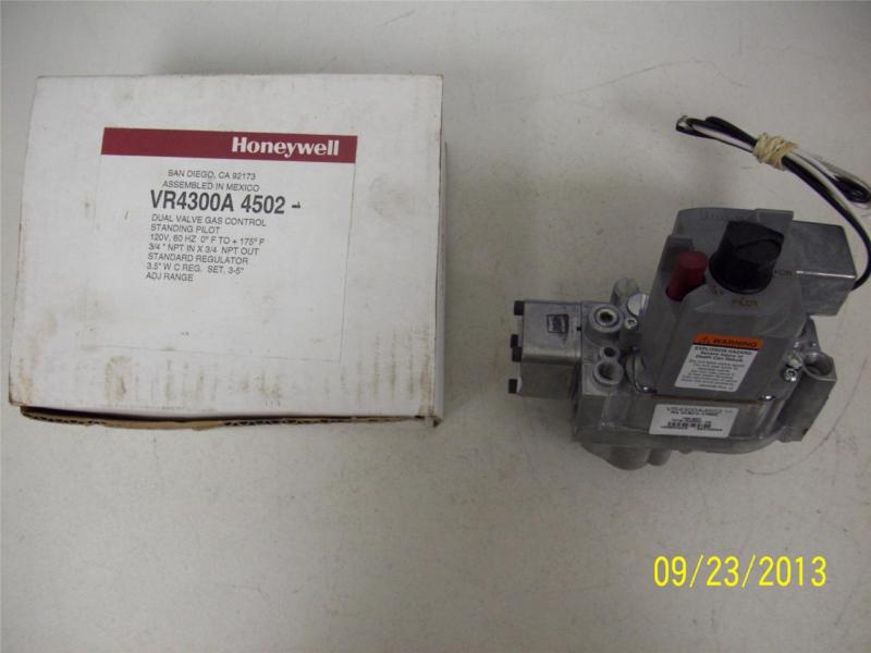 Honeywell vr4300 a 4502 dual valve standing pilot combination vr4300