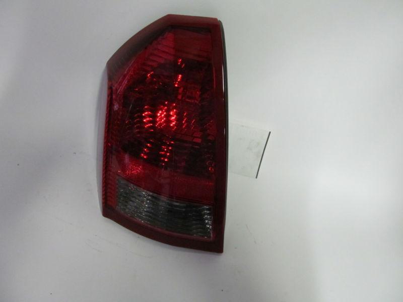 05 06 07 chrysler 300 oem left tail light nice!