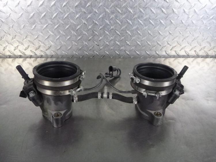 Buell 1125 cr r air box airbox intake mount boots & clamps injector