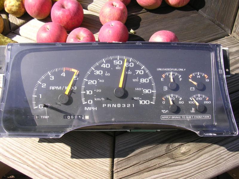 1996 97 98 99 chevy 1500/2500/3500 pickup  dash gauge cluster very low miles