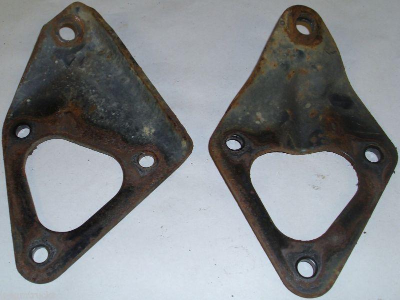 1996 chevy suburban engine torsion rod mount brackets gmc 5.7l 350 k1500 truck