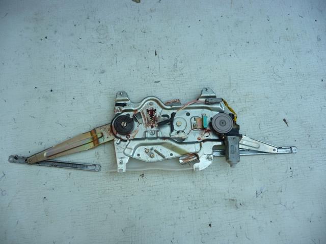 01 02 03 04 toyota sequoia rear back window regulator w/motor oem