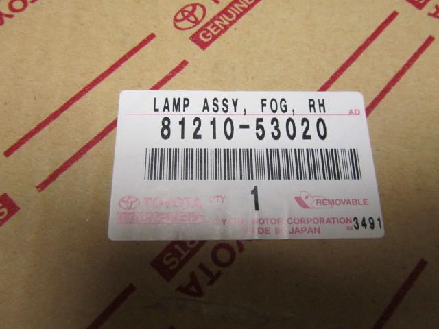 Lexus is300 new oem fog lamp 81210-53021