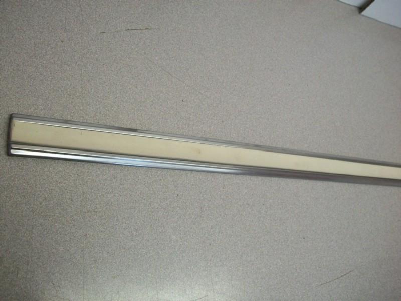 Door trim - 1975 1976  caprice impala bel air 4-door front left door 76cc1-7l