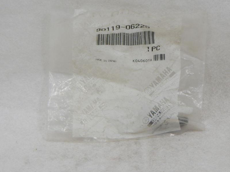 Yamaha 90119-06225 bolt *new