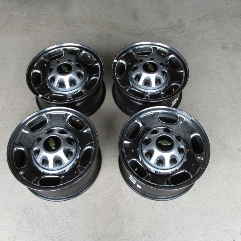  chevy silverado / gmc sierra  17"  steel chrome wheels  rims