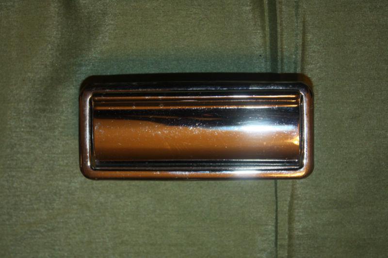 Jaguar xj-s center console ashtray 