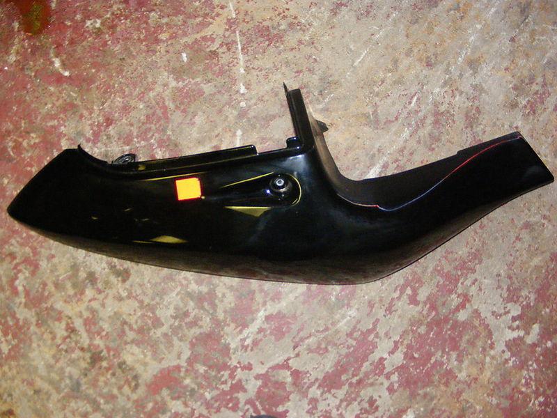 97 suzuki gsxr750 rear tail panel right