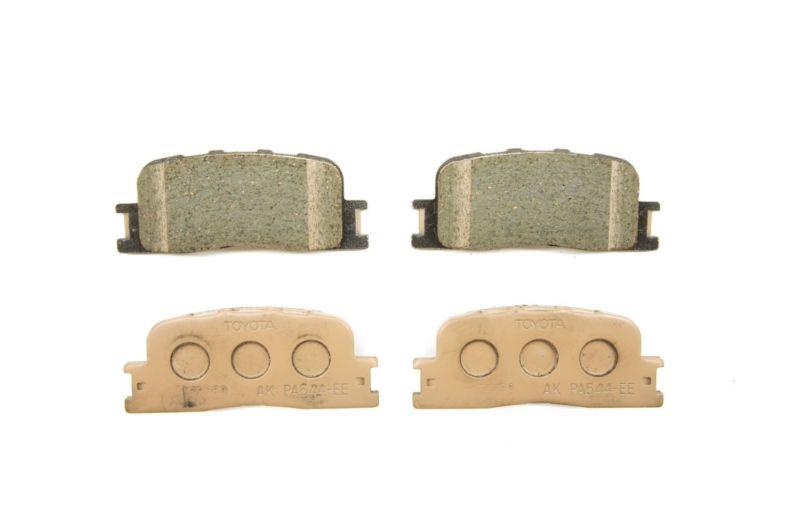 2001 - 2004 toyota highlander genuine rear brake pad kit