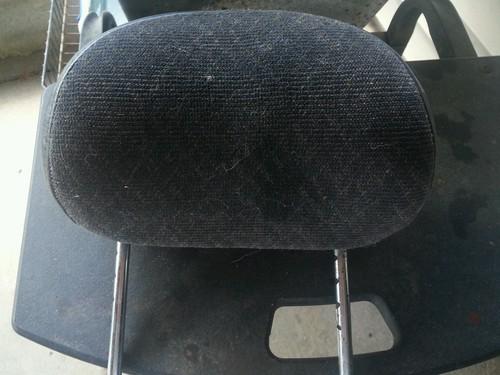 2002 jeep liberty rear headrest