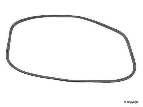 Windshield seal-oe supplier wd express 955 43239 066 fits 60-63 porsche 356b