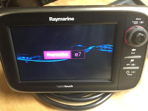 Raymarine e7 multifunction display
