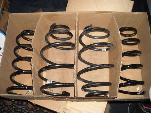 Set of gm coil springs 92195464 92195448 new